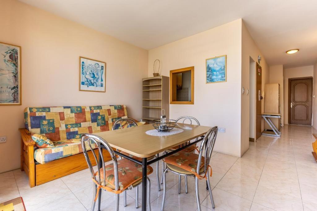 Lovely Seaview Apt At St Paul'S Bay Exterior foto