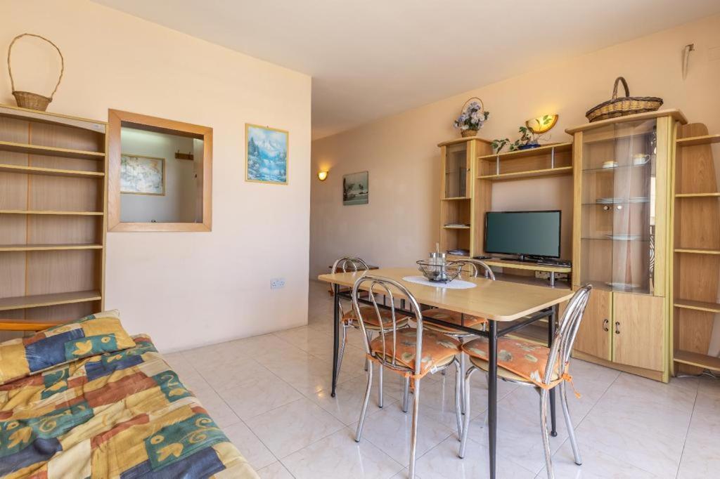 Lovely Seaview Apt At St Paul'S Bay Exterior foto